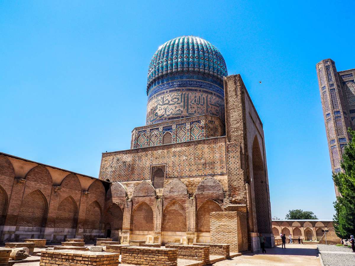 Mezquita de Bibi Khanum, Samarcanda